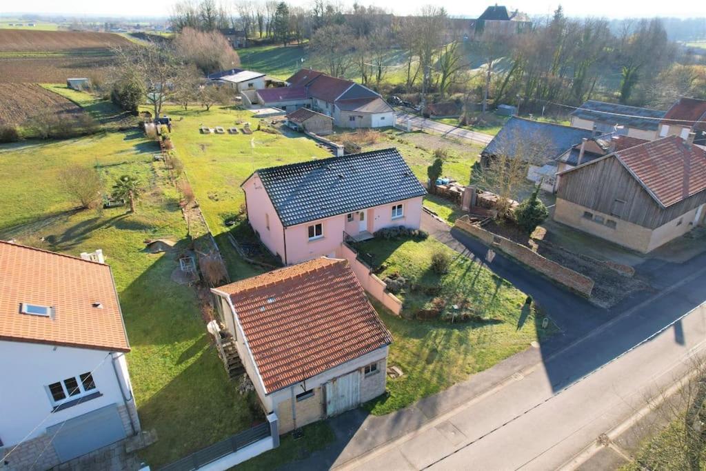 Maison Avec Veranda - Gite De L'Arbrisseau Rethel Exterior photo